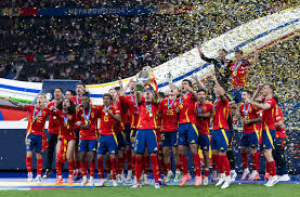 近与新星埃 近与新星埃